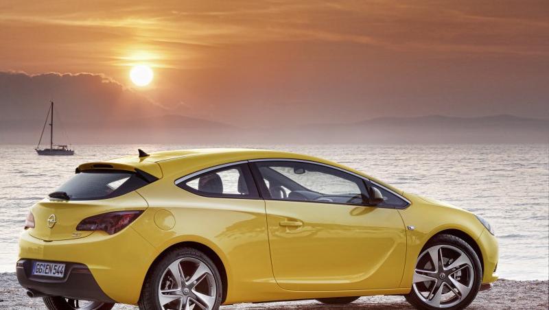 Opel la IAA: Trio de premiere mondiale