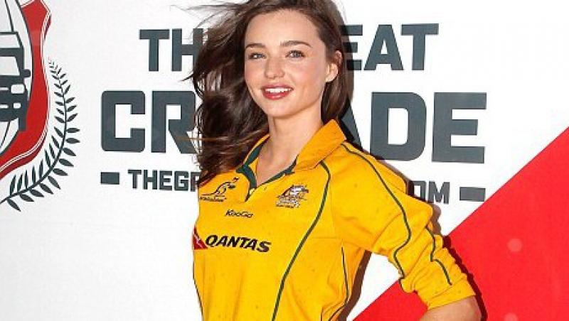 FOTO! Miranda Kerr, ce masura sunt jeansii?