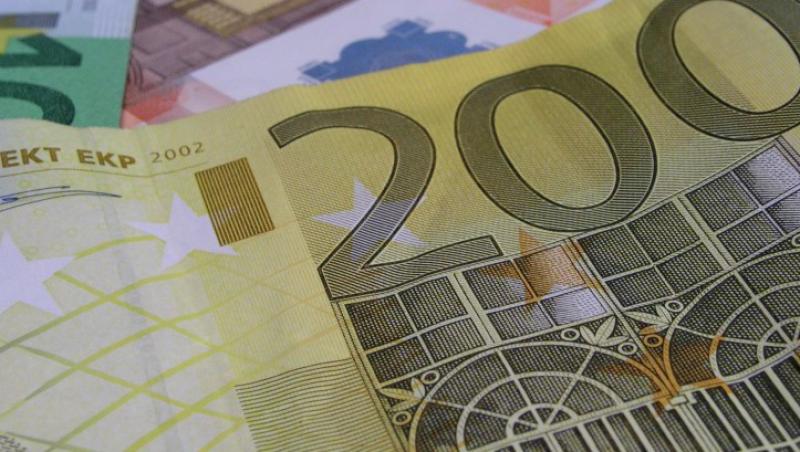 Euro, la cel mai redus nivel din ultimele sapte luni, dar nu si in Romania