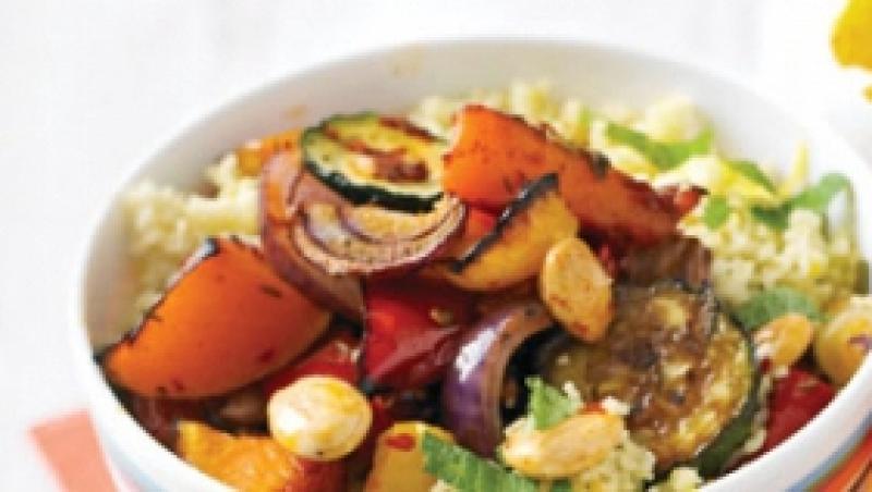 Reteta zilei: Salata de legume coapte cu cuscus