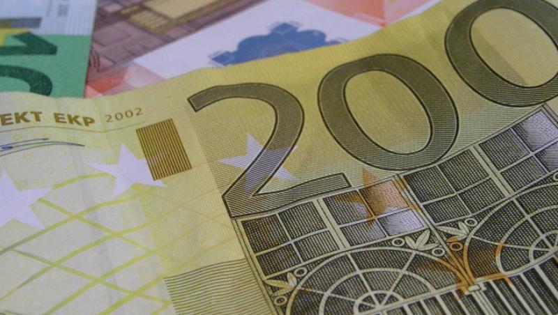 Leul a atins cel mai slab nivel din acest an fata de euro: 4,2886 lei/euro