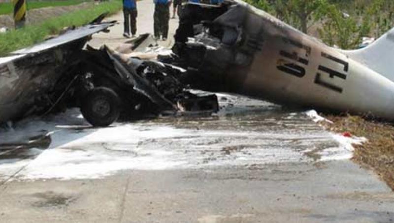 Avion militar, prabusit in Angola. Cel putin 30 de morti