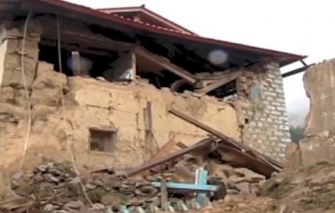 Bilantul cutremurului devastator care a lovit nord-estul Indiei si Nepalul a ajuns la 38 de morti