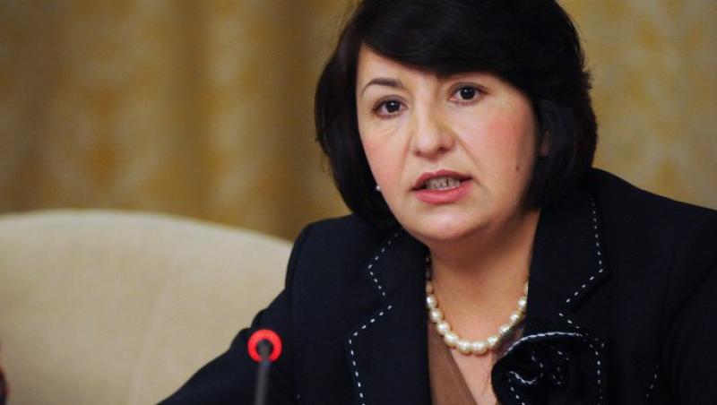 Sulfina Barbu a depus juramantul de investire in functia de ministru al Muncii