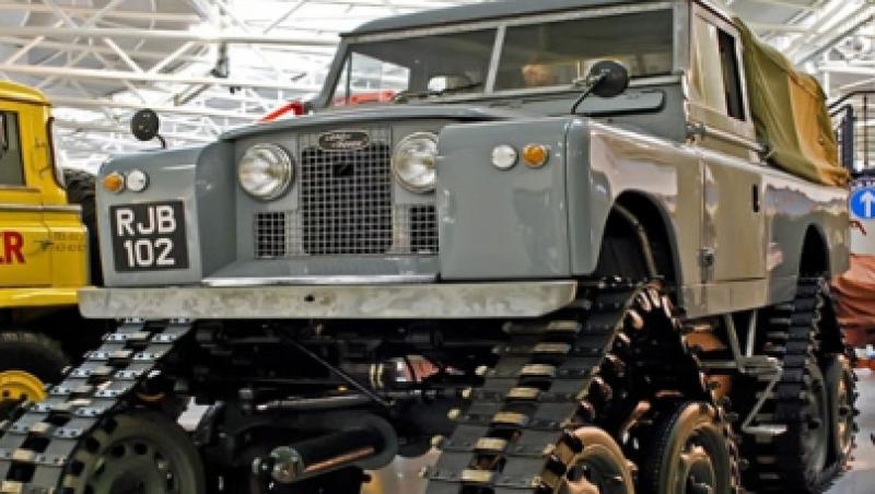 Land Rover Defender II Cuthbertson, scos la licitatie