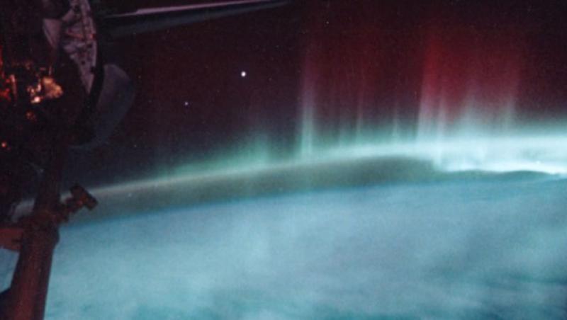 VIDEO! Vezi aurora australa filmata de la bordul Statiei Spatiale Internationale!