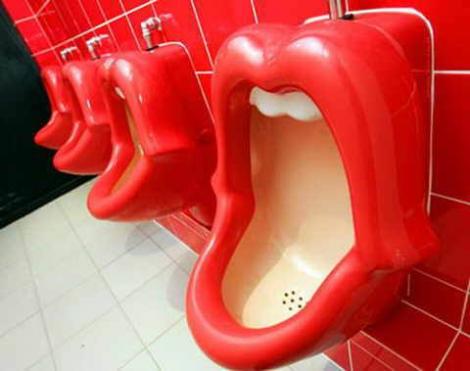 FOTO! Cele mai amuzante forme de wc-uri