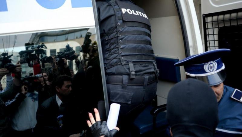 Cluj: Aproape cinci kilograme de canabis, confiscate de politistii in urma perchezititiilor