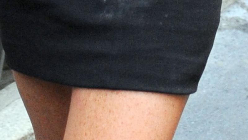 FOTO! Lindsay Lohan are COCAINA pe rochie?