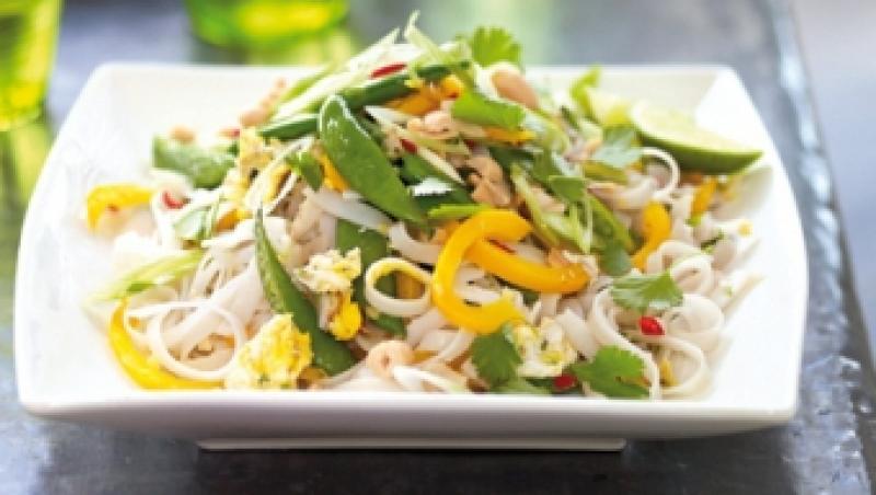 Reteta: Phad Thai cu legume