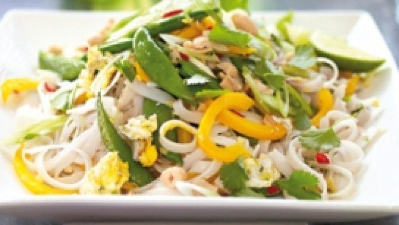 Reteta: Phad Thai cu legume