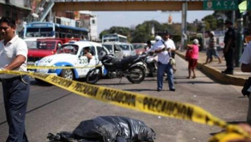 FOTO! Cinci capete taiate, descoperite langa o scoala din Acapulco