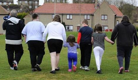 Marea Britanie: Au ramas fara copii pentru ca acestia sunt obezi