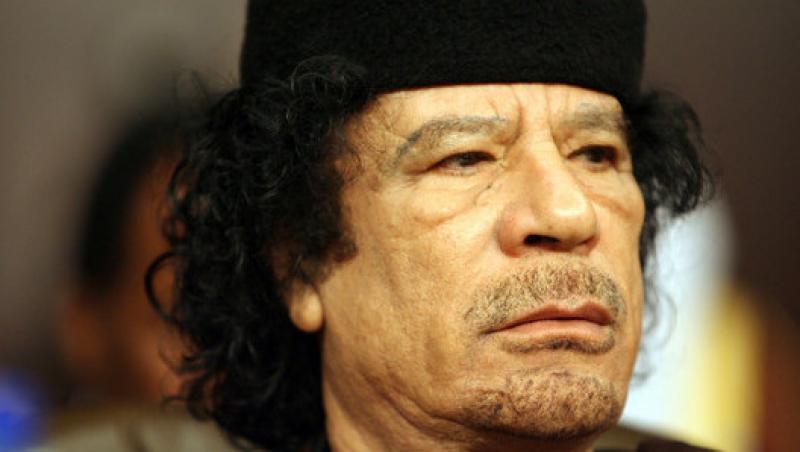 Un convoi libian, la bordul caruia s-ar putea afla Gaddafi, a intrat in Niger