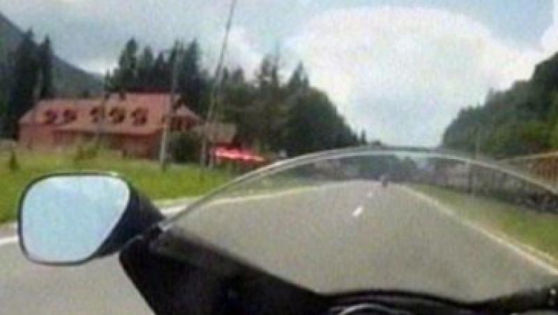 Motociclist prins cu 120 de km/h in localitate: a accelerat si depasit masina politiei