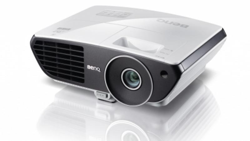 FOTO! BenQ lanseaza W700, un proiector HD 3D Ready adresat segmentului home-entertainment