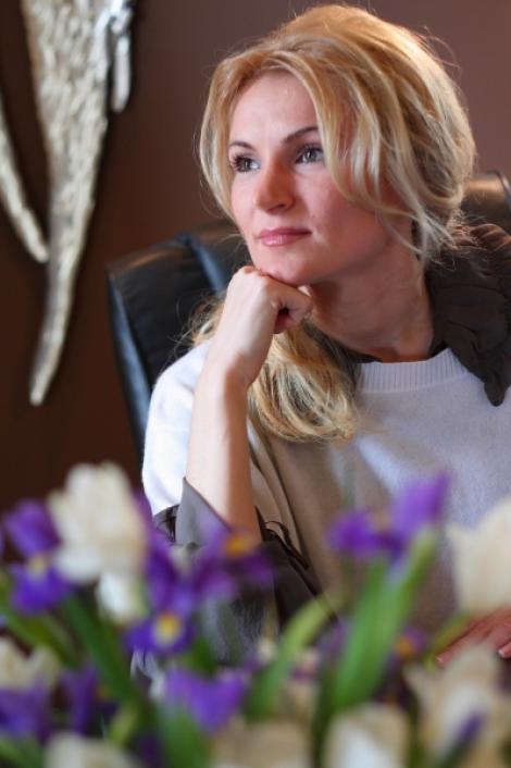 Andreea Paul Vass se vede "Doamna de fier" a Organizatiei de femei a PDL
