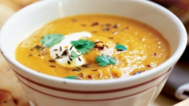 Reteta zilei: Supa picanta de morcovi cu linte