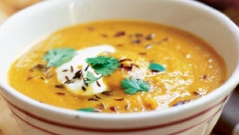 Reteta zilei: Supa picanta de morcovi cu linte