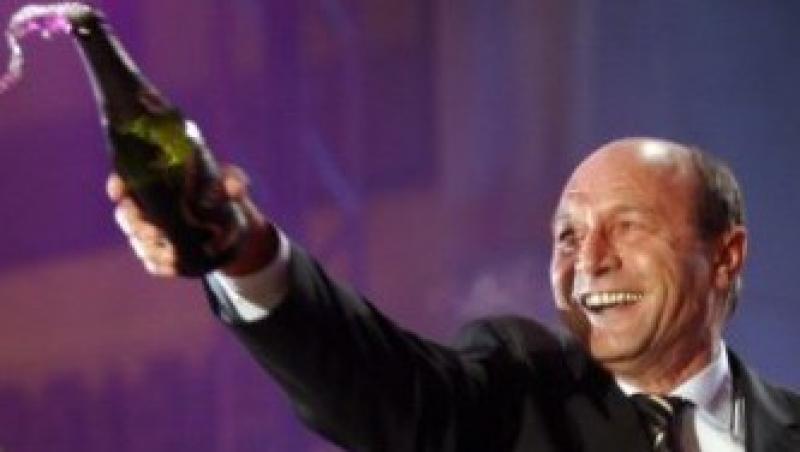 VIDEO! Vezi cum a sarbatorit Traian Basescu Revelionul!