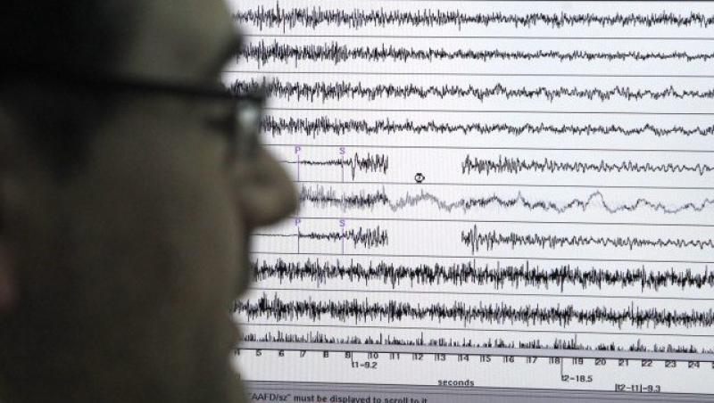 Cutremur cu magnitudinea de 7.3 in insula Sumatra, urmat de o alerta de tsunami