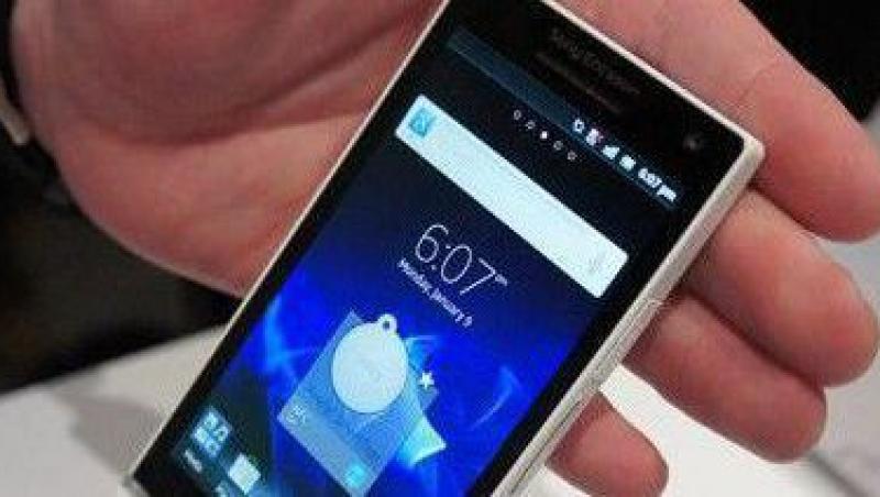Sony a lansat primul telefon dupa divortul de Ericsson