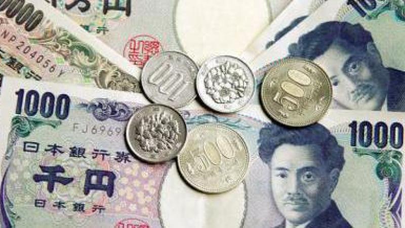 Yenul, cea mai puternica moneda din lume
