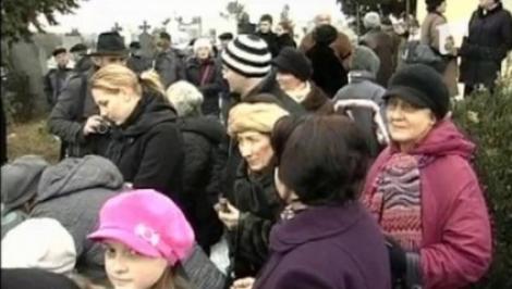 VIDEO! 300 de clujeni au protestat impotriva constructiei unui crematoriu in oras