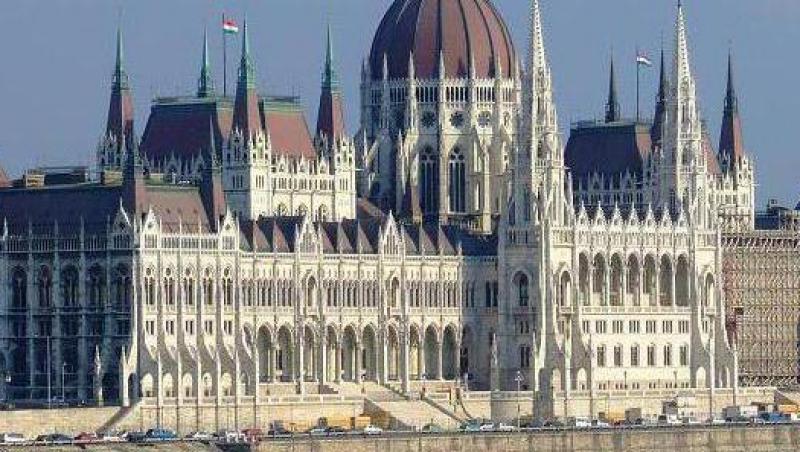 Comisia Europeana propune sanctionarea Ungariei pentru deficit excesiv