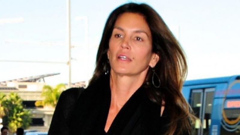 FOTO! Cindy Crawford, FARA machiaj