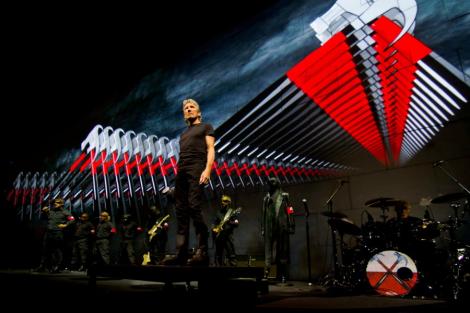 In 2013, Roger Waters ar putea veni in Europa cu „The Wall”