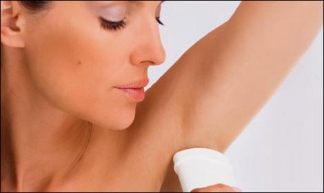 Substantele chimice din deodorante, posibili declansatori ai cancerului de san