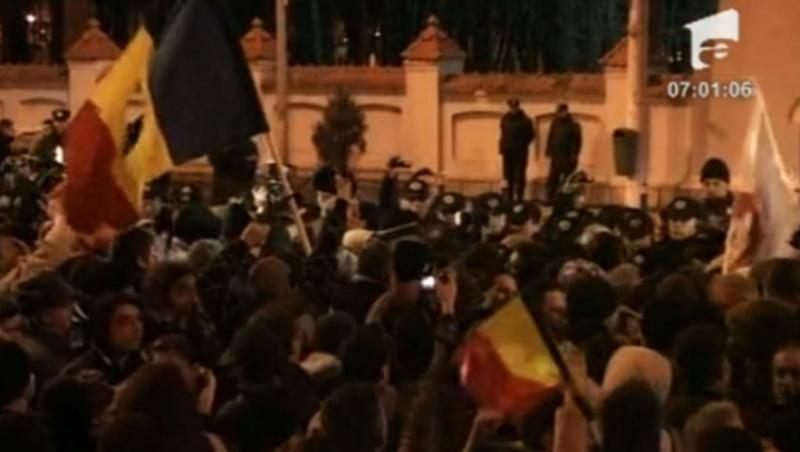 Jandarmeria: Protestatarii de la Cotroceni, amendati