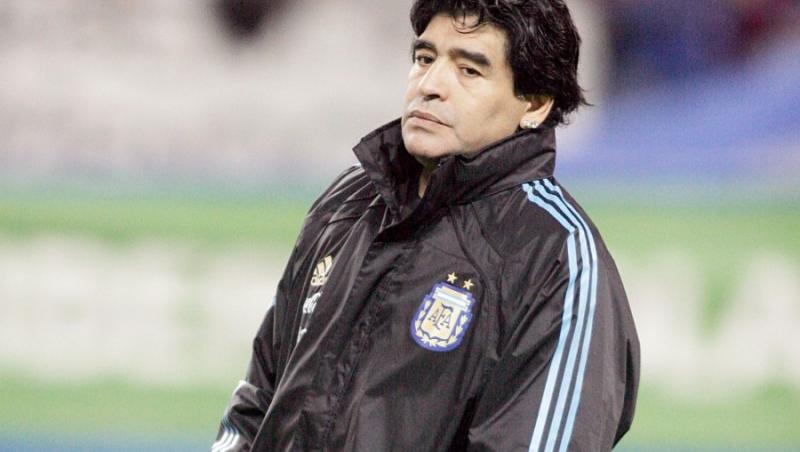 Maradona, operat de urgenta la Dubai
