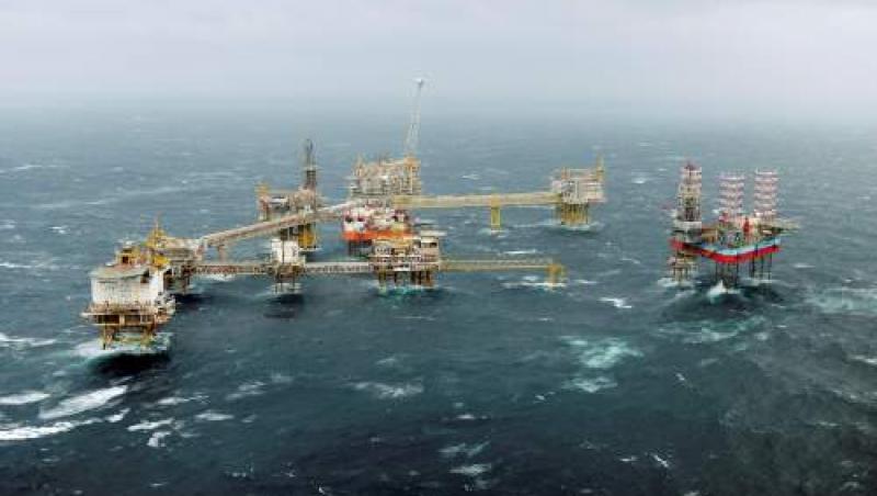 Petrolul si gazele au adus Norvegiei al doilea excedent comercial din istorie, 51,1 miliarde de euro!