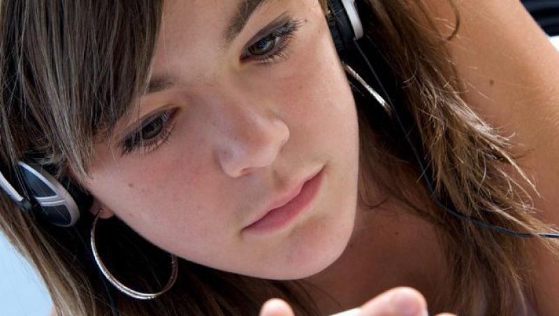 Adolescentii risca sa ramana surzi din cauza iPod-urilor