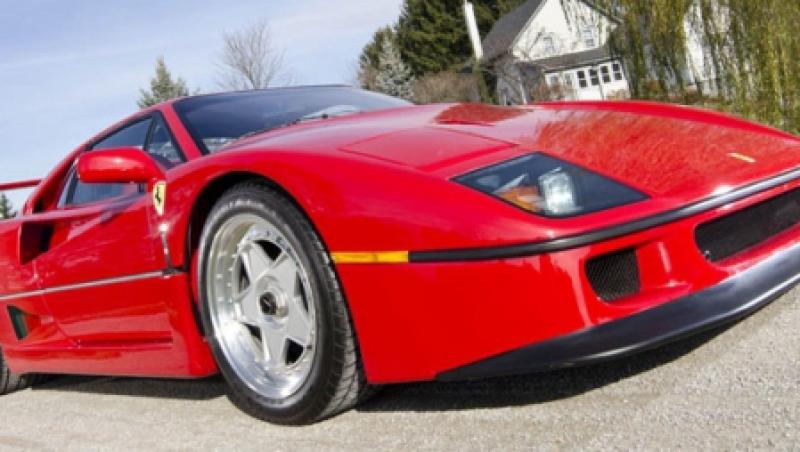 Oferta unica: se vinde un Ferrari F40 aproape nou