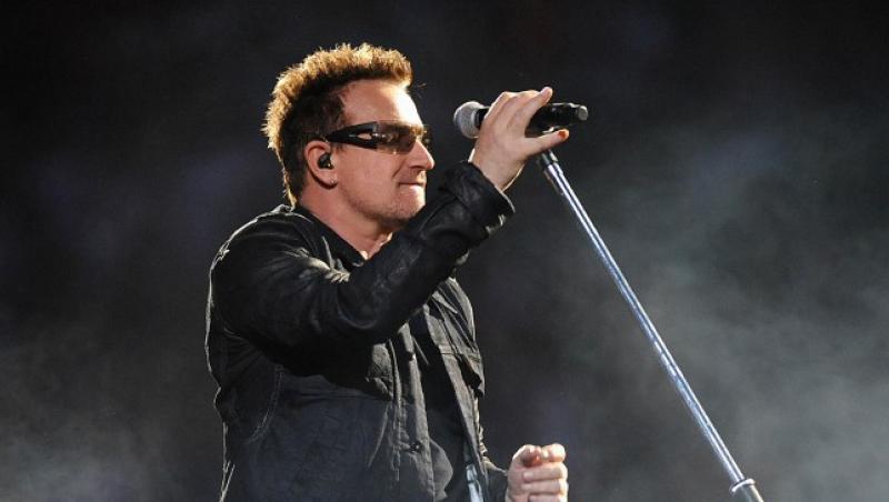 VIDEO! Bono a cantat sub amenintarea teroristilor