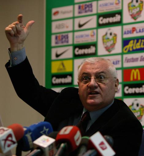 Dumitru Dragomir: "Ce treaba avem noi cu FIFA si UEFA?"