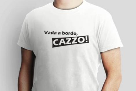 Ultima moda in Italia: Tricouri cu mesajul "Treci inapoi la bord, dobitocule!"