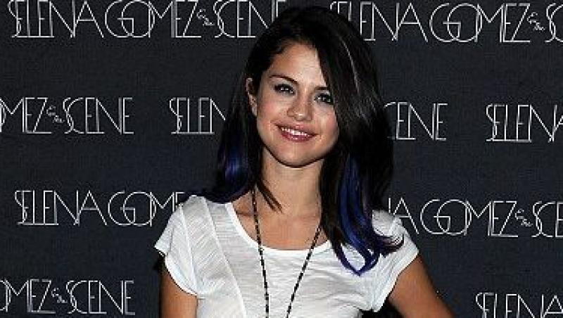 FOTO! Selena Gomez se maturizeaza