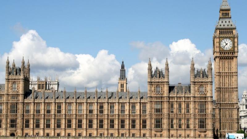 Palatul Westminster, sediul Parlamentului britanic, ar putea fi vandut