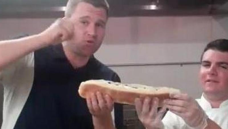 VIDEO! Vezi cum arata cel mai scump hot dog din lume!