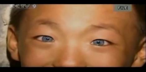 VIDEO! China: Copilul straniu, care vede perfect in intuneric