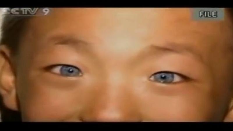 VIDEO! China: Copilul straniu, care vede perfect in intuneric