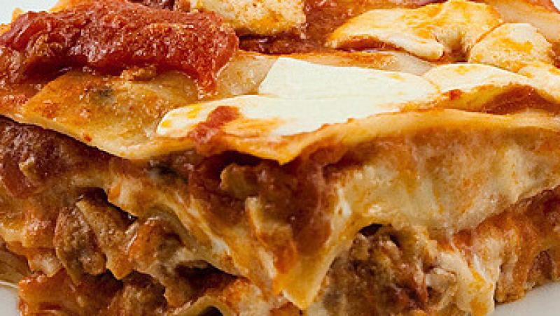 Reteta: Lasagna cu branza si bacon