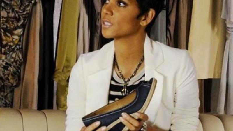 Halle Berry isi lanseaza o colectie de pantofi