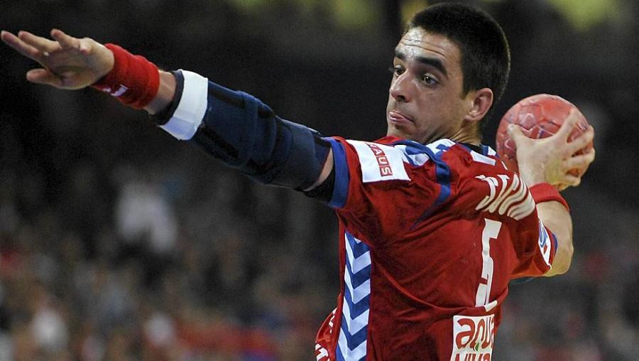 Incidente grave in semifinalele CE Handbal. Un jucator sarb, poate sa-si piarda un ochi dupa ce a fost lovit cu o sageata