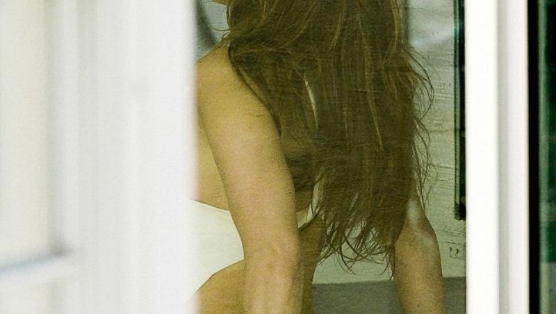 VIDEO! Jennifer Lopez, SEXY in costum de baie!