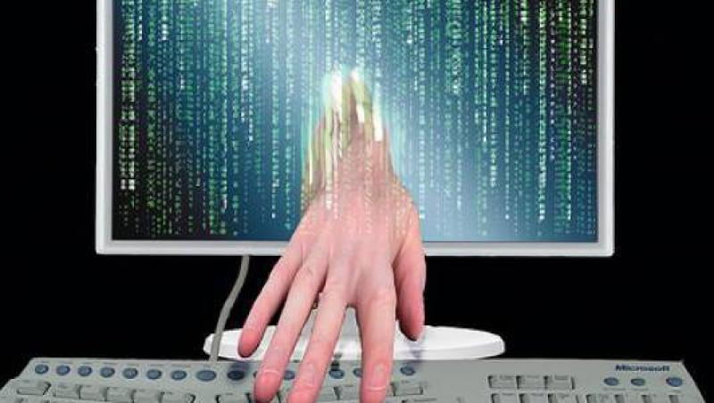 Franta: Hacker Anonymous, inculpat pentru blocarea site-ului EDF